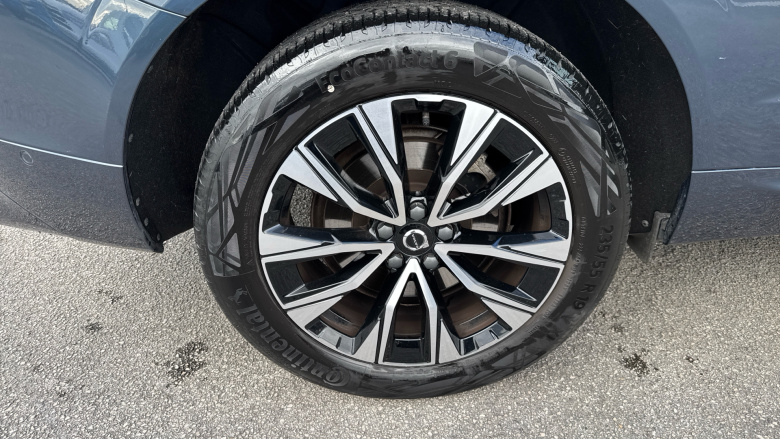 Volvo Xc60 2.0 B4P Plus Dark 5dr Geartronic Petrol Estate